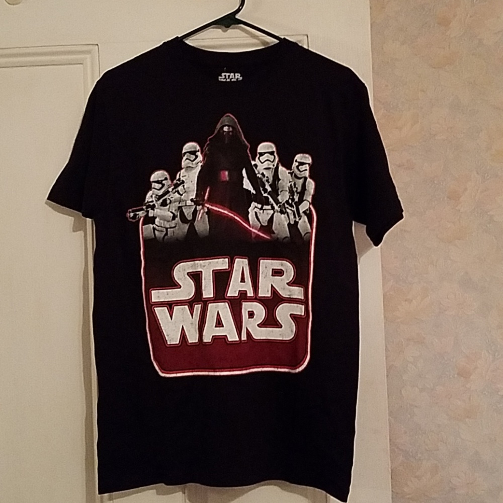 Adult Star Wars T-Shirt - M